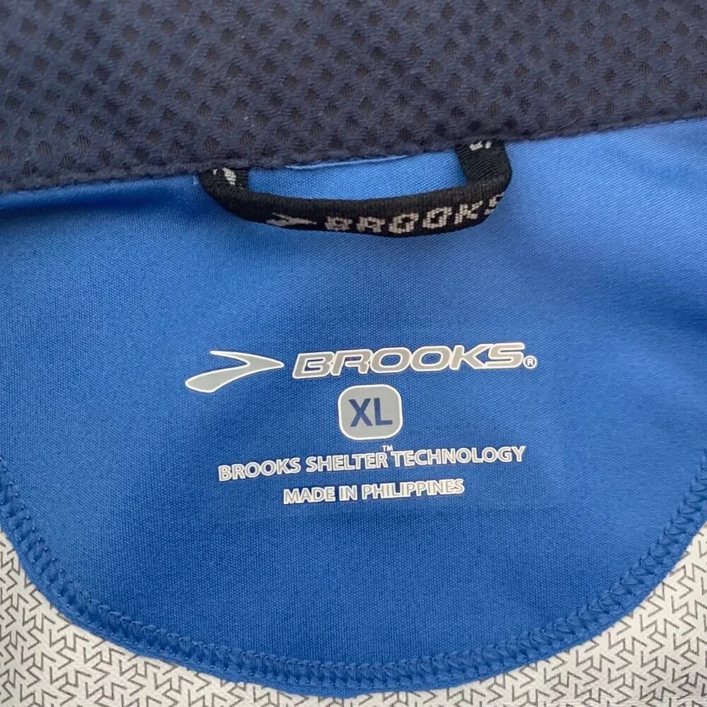 Brooks sale item